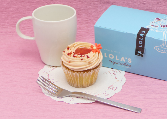 LOLAS Cupcakes ストロベリーチーズケーキ