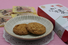広島のおみやげ バッケンモーツアルト からす麦の焼きたてクッキー